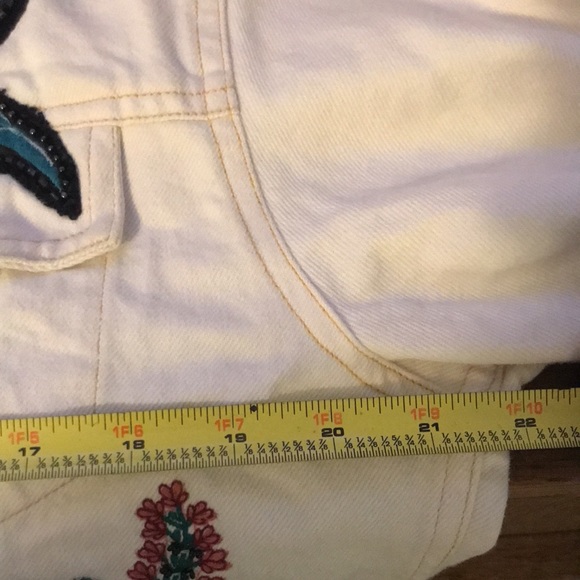 Zara Women “Cooler then you” Embroidered Beaded White Jean Jacket RARE - Picture 10 of 11